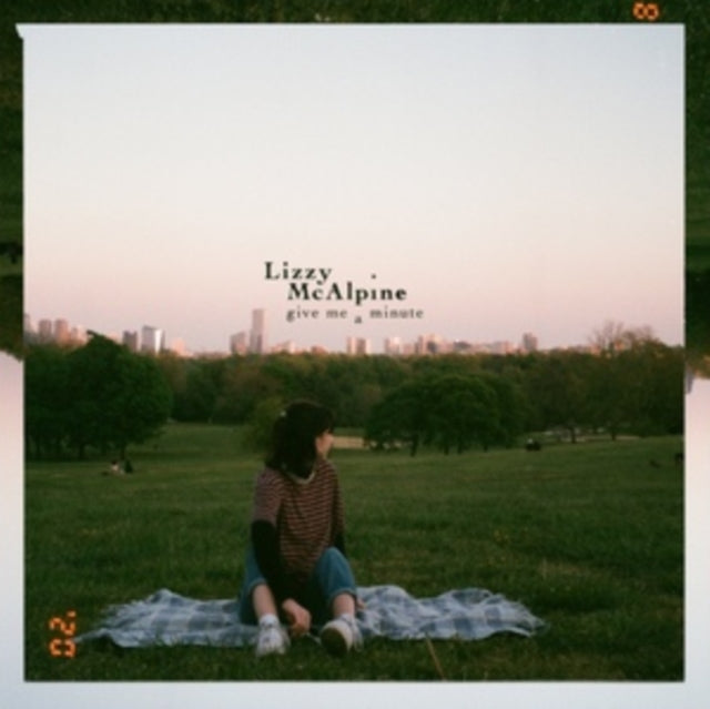 Lizzy McAlpine - Give Me A Minute (CD)